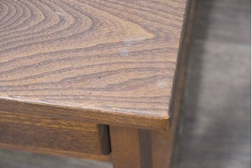 中古　美品　職人手作りの高級品!　栓材　在銘(木地師 了・塗師 山本)　木目の美しい文机　(R-091665)