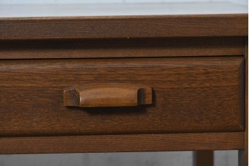 中古　美品　職人手作りの高級品!　栓材　在銘(木地師 了・塗師 山本)　木目の美しい文机　(R-091665)