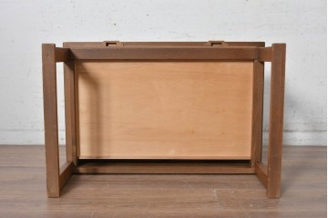 中古　美品　職人手作りの高級品!　栓材　在銘(木地師 了・塗師 山本)　木目の美しい文机　(R-091665)