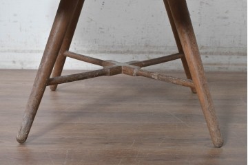 和製ヴィンテージ　希少!!　秋田木工　すっきりと洗練された丸テーブル　(R-091670)