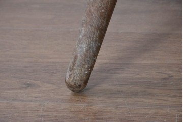 和製ヴィンテージ　希少!!　秋田木工　すっきりと洗練された丸テーブル　(R-091670)