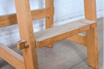 和製ヴィンテージ　タモ材　あたたかみのある木肌の楔(くさび)式踏み台　(R-091678)