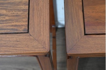 和製ヴィンテージ　花梨材　雷文をあしらったオリエンタルなネストテーブル　(R-091680)