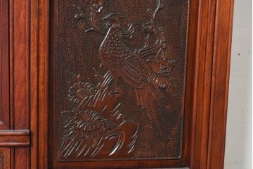 和製ヴィンテージ　花梨材　花鳥彫刻と透かし彫りをふんだんにあしらった優美なサイドボード　(R-091683)