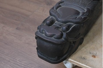 和製ヴィンテージ　昭和中期　紫檀(シタン)材　竹に虎の彫刻と竹モチーフのフレームが印象的な衝立　(R-091687)