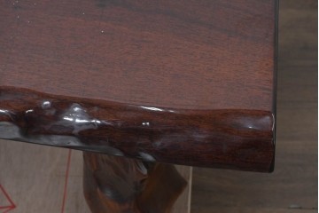 和製ヴィンテージ　昭和後期　花梨(カリン)材　小振りながら存在感を放つ自然味あふれる座卓　(R-091710)