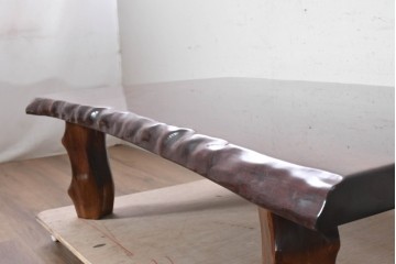 和製ヴィンテージ　昭和後期　花梨(カリン)材　小振りながら存在感を放つ自然味あふれる座卓　(R-091710)