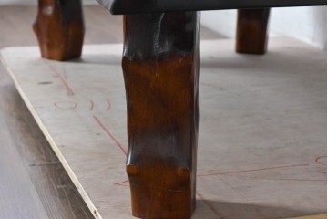 和製ヴィンテージ　昭和後期　花梨(カリン)材　小振りながら存在感を放つ自然味あふれる座卓　(R-091710)
