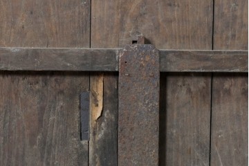 和製アンティーク建具　明治期　栗材　人気の幅狭サイズの蔵戸1枚　(R-091711)