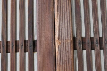 和製アンティーク建具　明治期から大正期　細かな縦格子と中央にガラスを備えた格子戸3枚セット　(R-091714)