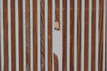 和製アンティーク建具　明治期から大正期　細かな縦格子と中央にガラスを備えた格子戸3枚セット　(R-091714)
