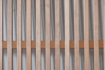 和製ヴィンテージ建具　昭和後期　細かな縦格子がすっきりとした印象の幅狭格子戸1枚　(R-091718)