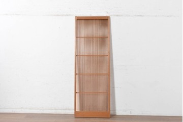 和製ヴィンテージ建具　昭和後期　細かな縦格子がすっきりとした印象の幅狭格子戸1枚　(R-091718)