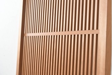 和製ヴィンテージ建具　昭和後期　細かな縦格子がすっきりとした印象の幅狭格子戸1枚　(R-091718)