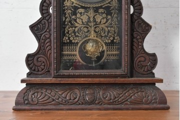 アメリカアンティーク　1890年から1900年頃　E. INGRAHAM&CO(イングラハム社)　GILA　華やかな彫刻が目を楽しませる置き時計　(R-091729)