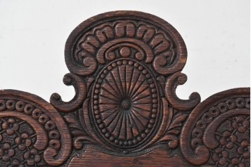 アメリカアンティーク　1890年から1900年頃　E. INGRAHAM&CO(イングラハム社)　GILA　華やかな彫刻が目を楽しませる置き時計　(R-091729)