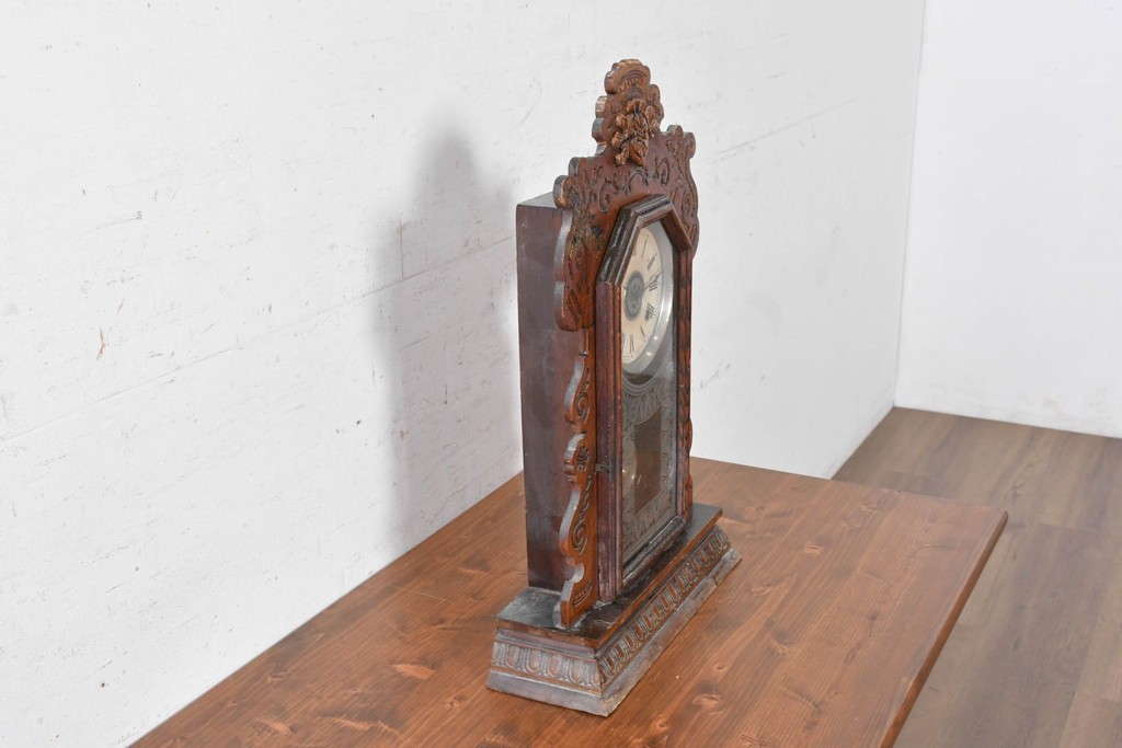 アメリカアンティーク　1890年から1900年頃　Ansonia Clock Company(アンソニア)　花や唐草の彫刻が優美な置き時計　(R-091730)