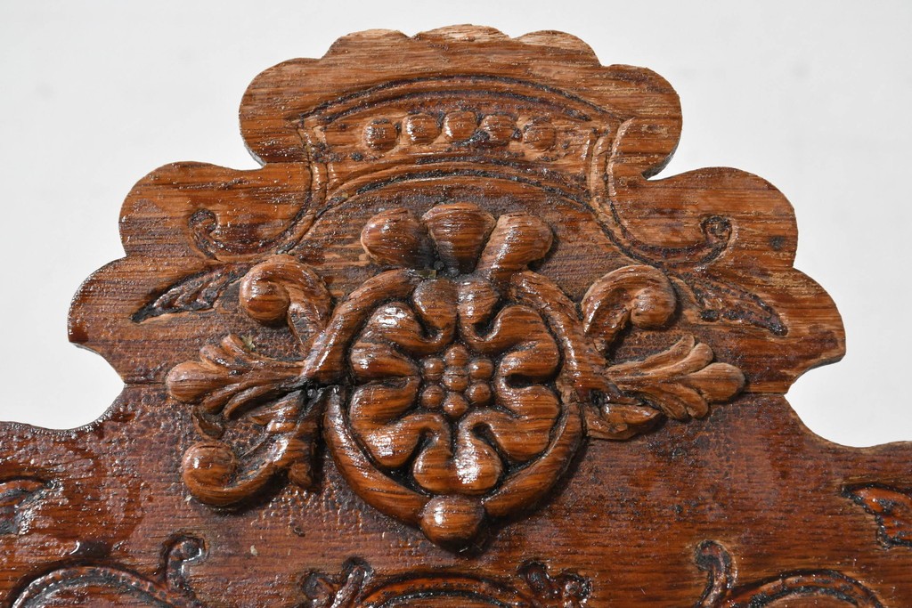 アメリカアンティーク　1890年から1900年頃　Ansonia Clock Company(アンソニア)　花や唐草の彫刻が優美な置き時計　(R-091730)