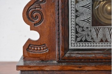 アメリカアンティーク　1890年から1900年頃　Ansonia Clock Company(アンソニア)　花や唐草の彫刻が優美な置き時計　(R-091730)