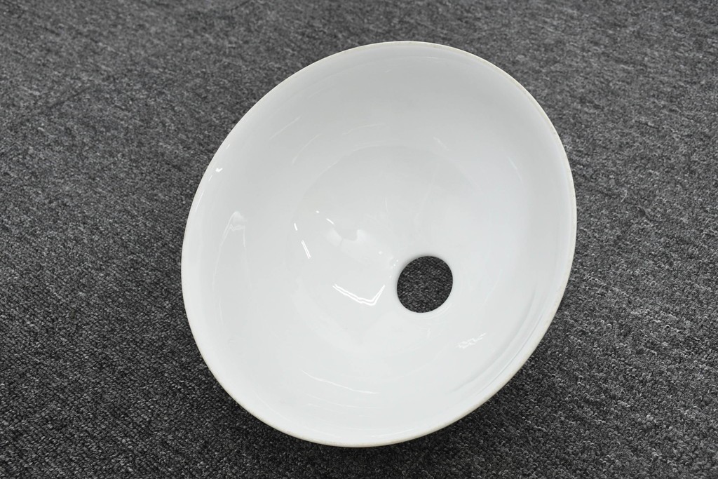和製アンティーク　昭和初期から昭和中期　オールドノリタケ(NORITAKE)　赤と青緑の絵付けがレトロでかわいらしいペンダントライト　(R-091735)