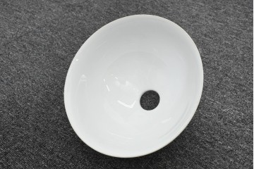 和製アンティーク　昭和初期から昭和中期　オールドノリタケ(NORITAKE)　赤と青緑の絵付けがレトロでかわいらしいペンダントライト　(R-091735)