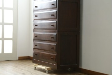 中古　美品　松本民芸家具　D型和タンスⅡ　豊富な収納を備えた上品な佇まいの重ね箪笥　(R-091777)