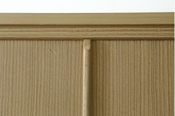 中古　美品　伝統工芸士 藤田茂作　胴丸　花文様の金具が上品な重ね春日部桐箪笥　定価約120万円　(R-091779)