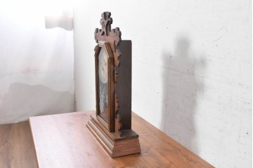 アメリカアンティーク　1890年から1900年頃　Ansonia Clock Company(アンソニア)　星形の装飾と花や鳥などの絵柄が印象的な置き時計　(R-091798)