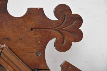 アメリカアンティーク　1890年から1900年頃　Ansonia Clock Company(アンソニア)　星形の装飾と花や鳥などの絵柄が印象的な置き時計　(R-091798)