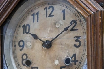 アメリカアンティーク　1890年から1900年頃　Ansonia Clock Company(アンソニア)　星形の装飾と花や鳥などの絵柄が印象的な置き時計　(R-091798)