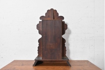 アメリカアンティーク　1890年から1900年頃　Ansonia Clock Company(アンソニア)　優美な彫刻と白い草花模様が華やかな置き時計　(R-091799)