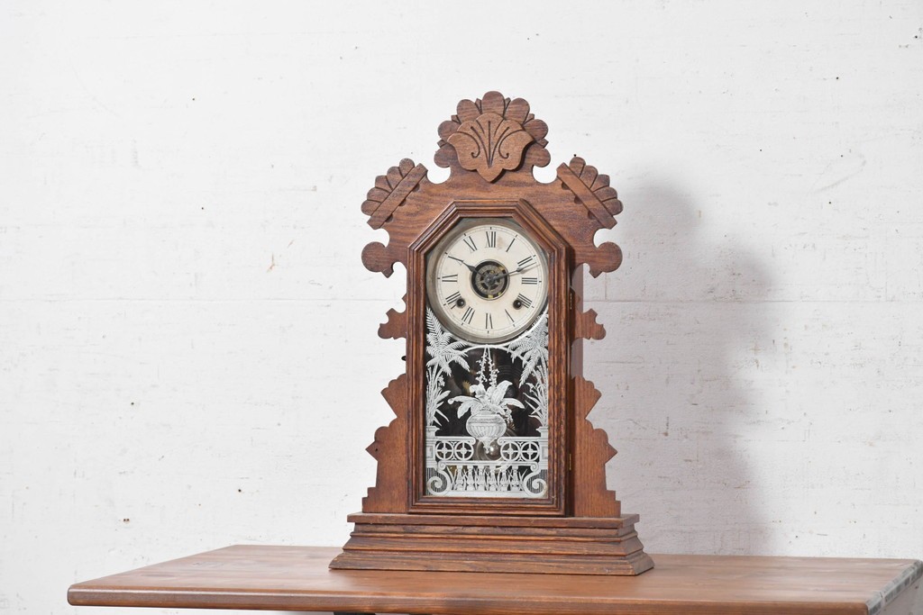 アメリカアンティーク　1890年から1900年頃　Ansonia Clock Company(アンソニア)　南国風の植物模様が美しい置き時計　(R-091800)