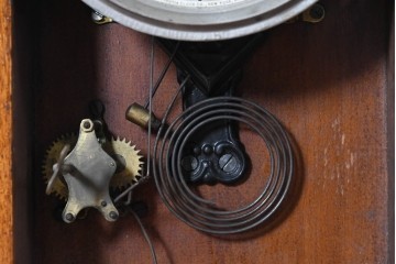アメリカアンティーク　1890年から1900年頃　Ansonia Clock Company(アンソニア)　南国風の植物模様が美しい置き時計　(R-091800)