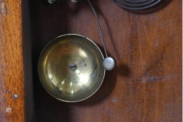 アメリカアンティーク　1890年から1900年頃　Ansonia Clock Company(アンソニア)　南国風の植物模様が美しい置き時計　(R-091800)