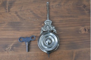 アメリカアンティーク　1890年から1900年頃　Ansonia Clock Company(アンソニア)　南国風の植物模様が美しい置き時計　(R-091800)