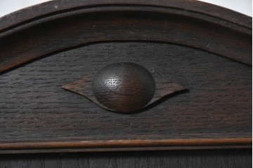 ドイツアンティーク　1920年から1930年頃　　KIENZLE(キンツレ)　ツイスト装飾と曲線的な天板が美しい重厚な置き時計　(R-091801)