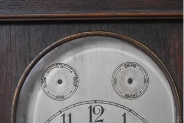 ドイツアンティーク　1920年から1930年頃　　KIENZLE(キンツレ)　ツイスト装飾と曲線的な天板が美しい重厚な置き時計　(R-091801)