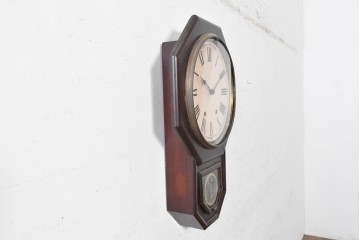 アメリカアンティーク　1900年頃　セス・トーマス(Seth Thomas)　窓を彩る牧歌的な絵が目を引く掛け時計　(R-091805)