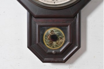 アメリカアンティーク　1900年頃　セス・トーマス(Seth Thomas)　窓を彩る牧歌的な絵が目を引く掛け時計　(R-091805)