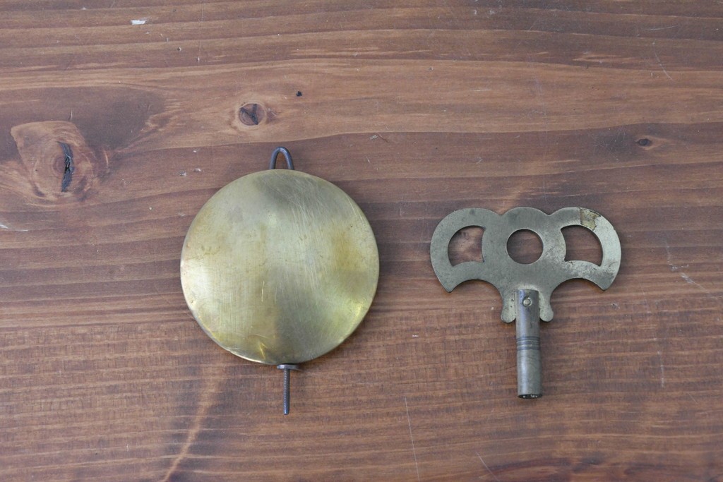 アメリカアンティーク　1870年頃　Ansonia Brass and Copper Co.(アンソニア・ブラス・アンド・カッパー)　美しい木目を楽しめる上品な佇まいの掛け時計　(R-091807)