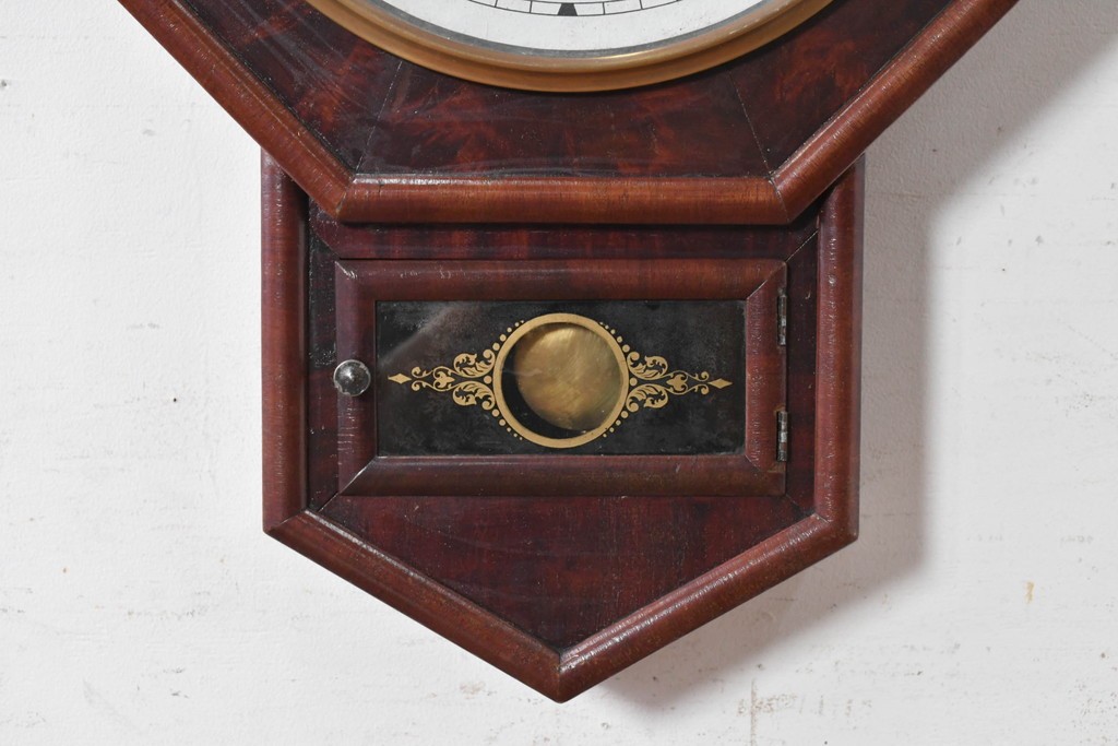 アメリカアンティーク　1870年頃　Ansonia Brass and Copper Co.(アンソニア・ブラス・アンド・カッパー)　美しい木目を楽しめる上品な佇まいの掛け時計　(R-091807)
