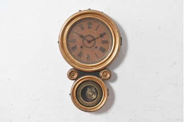 アメリカアンティーク　1880年頃　E. INGRAHAM&CO(イングラハム社)　ゴールドカラーの枠を配したレトロなだるま時計　(R-091808)