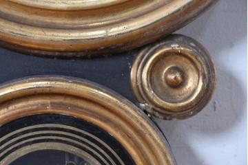 アメリカアンティーク　1880年頃　E. INGRAHAM&CO(イングラハム社)　ゴールドカラーの枠を配したレトロなだるま時計　(R-091808)
