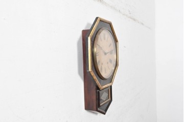 アメリカアンティーク　1900年頃　New Haven Clock Co.(ニューヘブン社)　金色の縁取りと菱形模様が印象的な八角形の掛け時計　(R-091812)