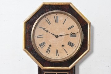 アメリカアンティーク　1900年頃　New Haven Clock Co.(ニューヘブン社)　金色の縁取りと菱形模様が印象的な八角形の掛け時計　(R-091812)