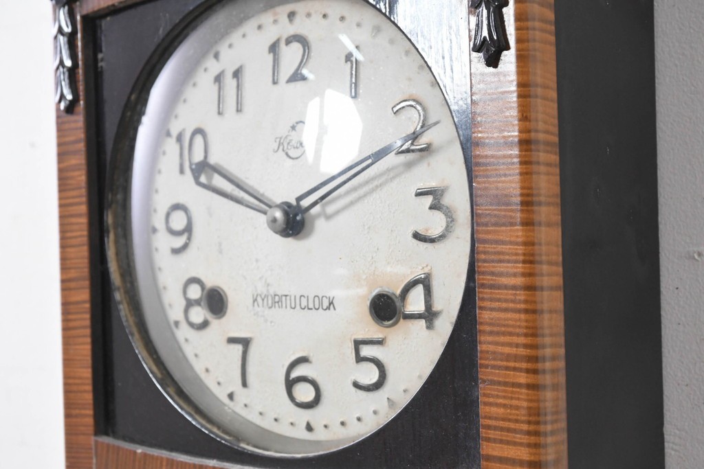 和製ヴィンテージ　昭和中期　協立時計工業株式会社(Kyoritu Clock)　花や葉の装飾が上品な掛け時計　(R-091817)