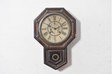 アメリカアンティーク　1900年頃　WATERBURY CLOCK CO.(ウォーターベリー)　花モチーフの装飾と金色のラインがお洒落な掛け時計　(R-091824)