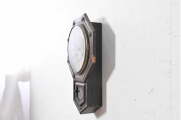 アメリカアンティーク　1900年頃　WATERBURY CLOCK CO.(ウォーターベリー)　花モチーフの装飾と金色のラインがお洒落な掛け時計　(R-091824)