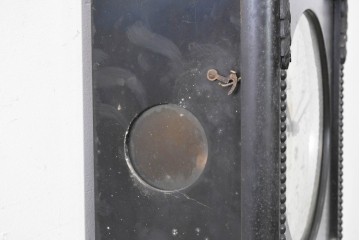 和製ヴィンテージ　昭和中期　Meiji(明治時計社)　クラシカルな装飾と金文字が目を惹く大型の掛け時計　(R-091825)