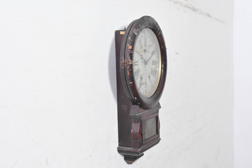 アメリカアンティーク　1870年頃　Ansonia Clock Company(アンソニア)　ローマ数字と日付目盛りを配した丸型文字盤の掛け時計　(R-091835)